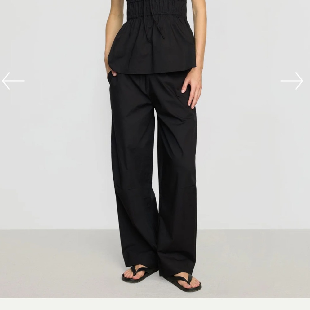 Modern Citizen Paula Smocked-Waist Pant in Black